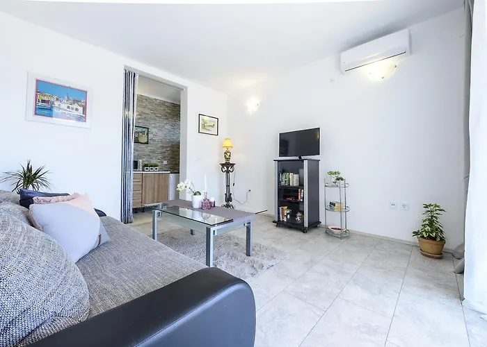 Lorelai Apartmán *