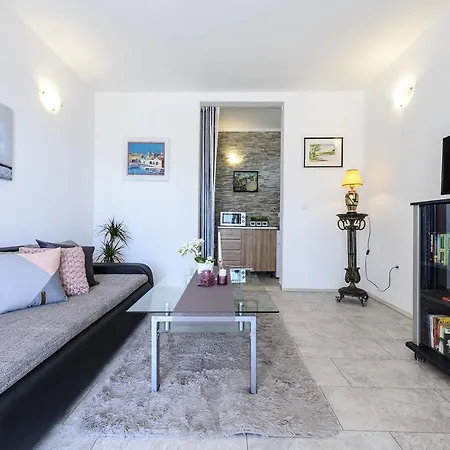 Lorelai * Dubrovník